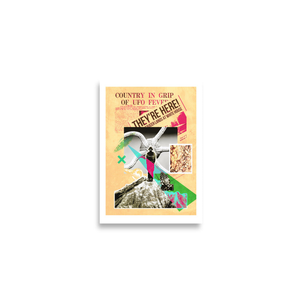 PRAY TO THE ALIENS | ART PRINT